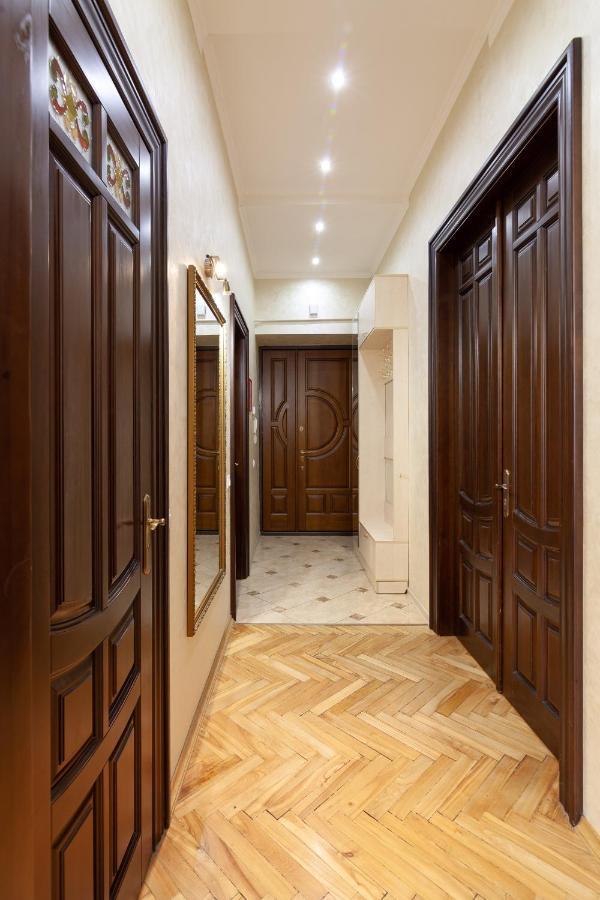 Alfa Apartments Levytskoho Lviv Buitenkant foto