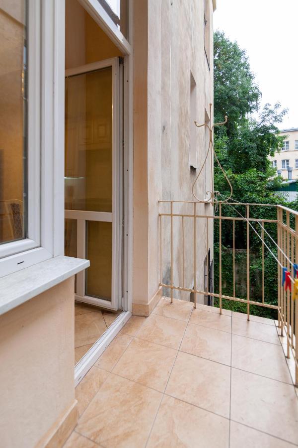 Alfa Apartments Levytskoho Lviv Buitenkant foto
